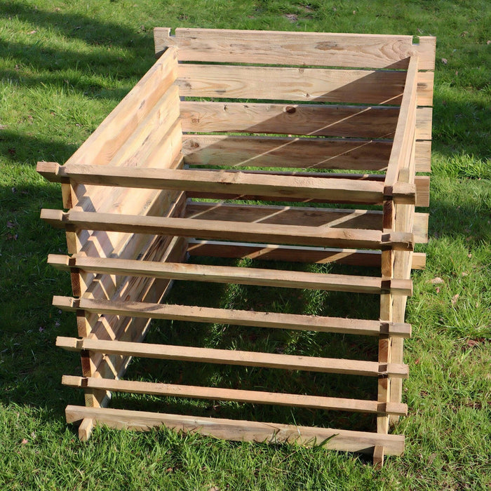Premium Composters on Woven Wood