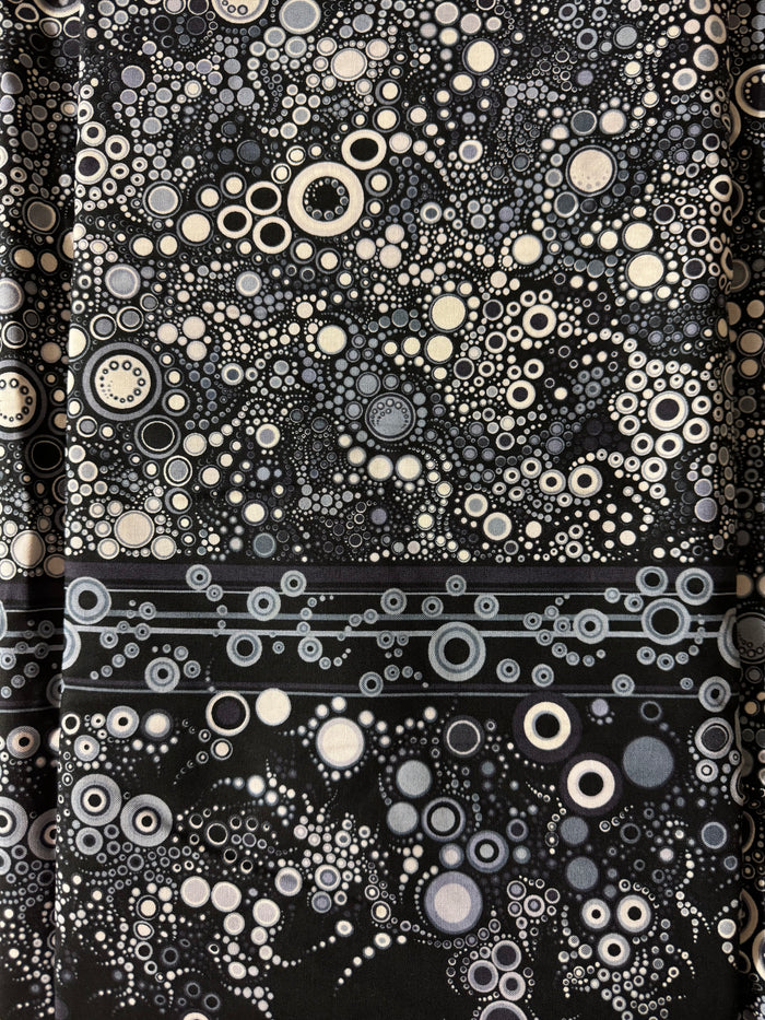 Robert Kaufman - Effervescence Border Print - Black and White
