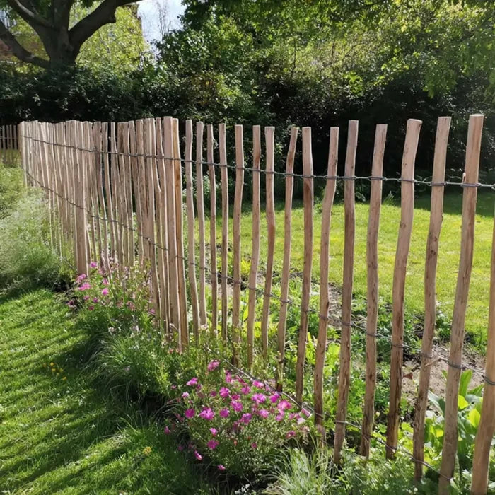 Chestnut Heavy Duty Paling Fence Roll with Steel Wire