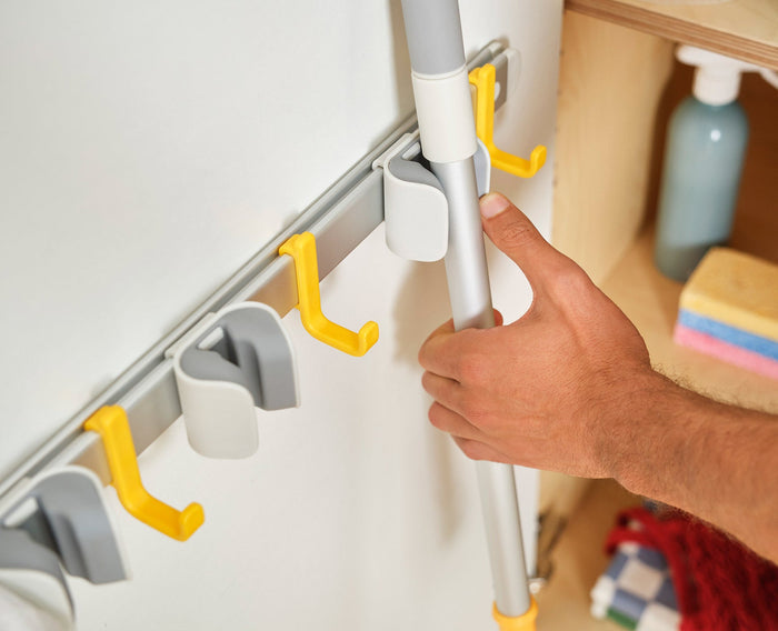 [hidden] [lifestyle] CleanTech Pole & Tool Organiser