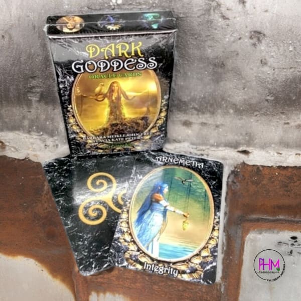Dark Goddess Oracle Cards 🌙