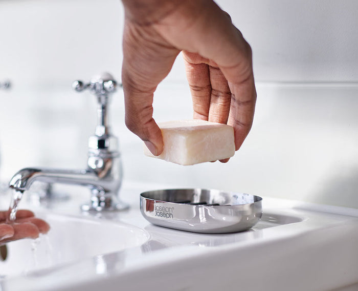 [hidden] [lifestyle] EasyStore™ Stainless-steel Soap Dish - 70579 - Image 2