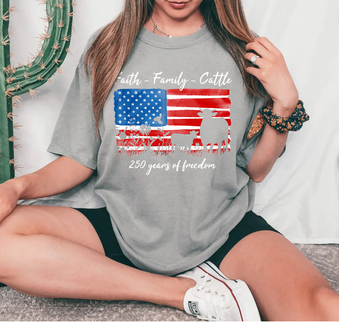 Faith family cattle 250 years of freedom Unisex T-Shirt