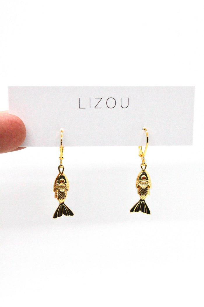 LIZOU - Small Articulated Gold Fish Earrings