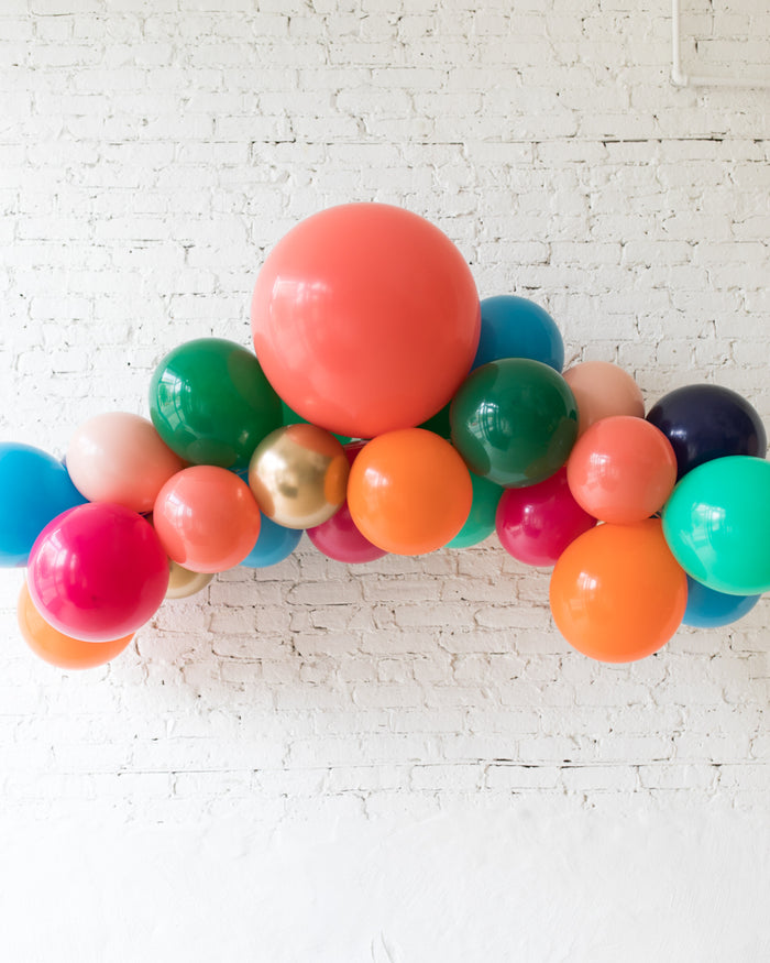 Party Animal Theme - Floating Arch - 5FT