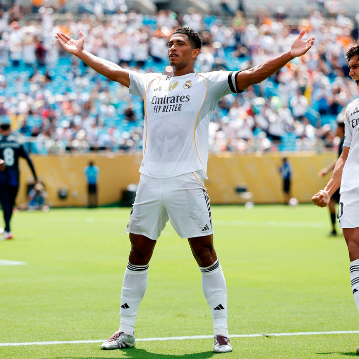 Real Madrid 2025/26 Local Versión Jugador - Express