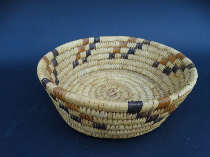 Tohono O’odham (Papago) Diagonal Progression Pattern Basket circa 1930