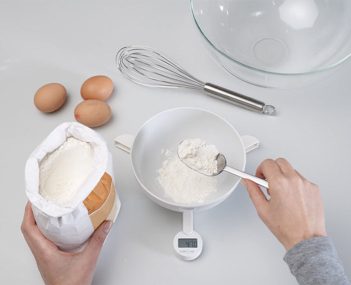 [hidden] [lifestyle] TriScale Digital Kitchen Scales - 40071 - Image 2